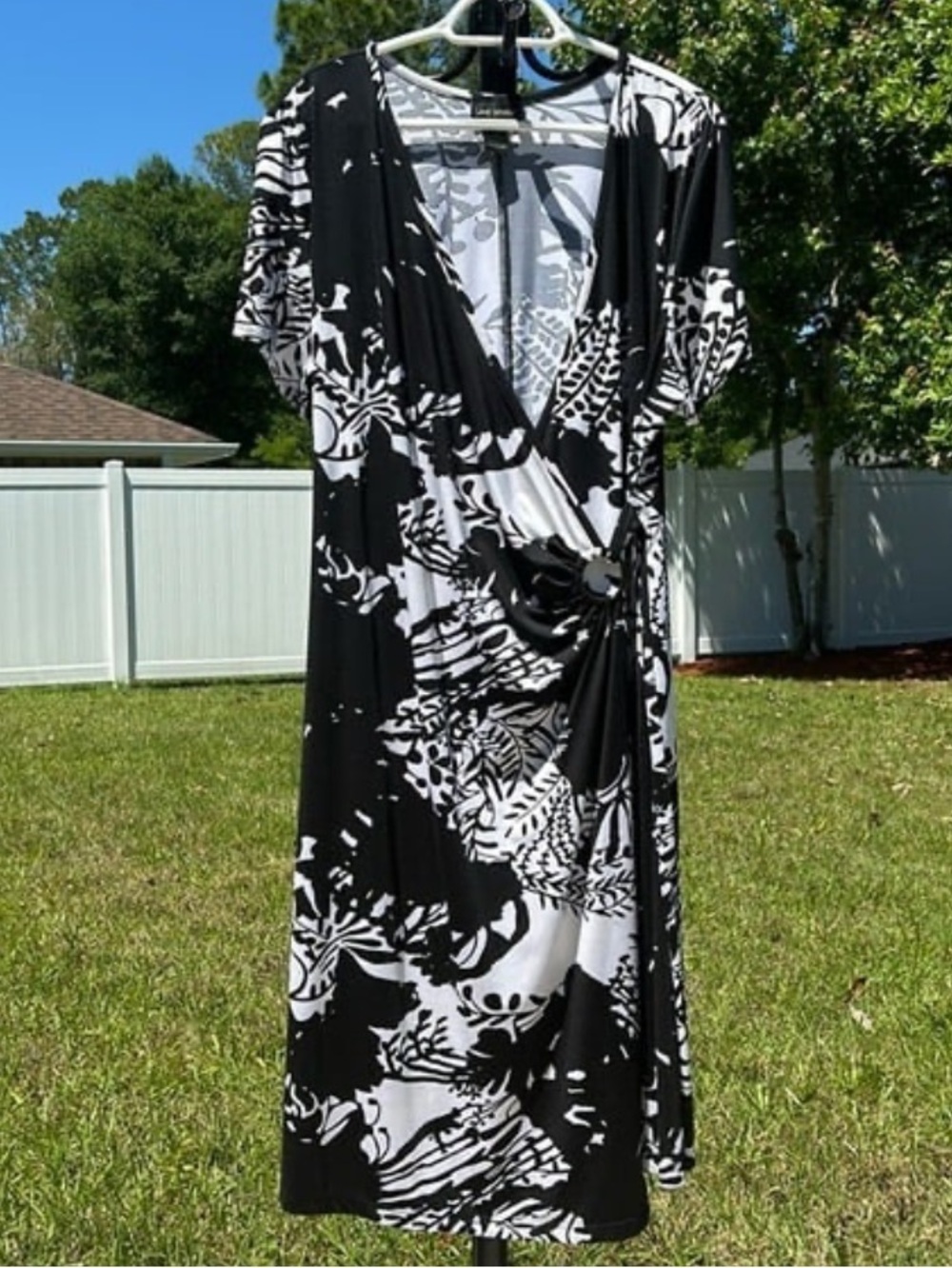 Lane Bryant Size 18/20 faux wrap dress